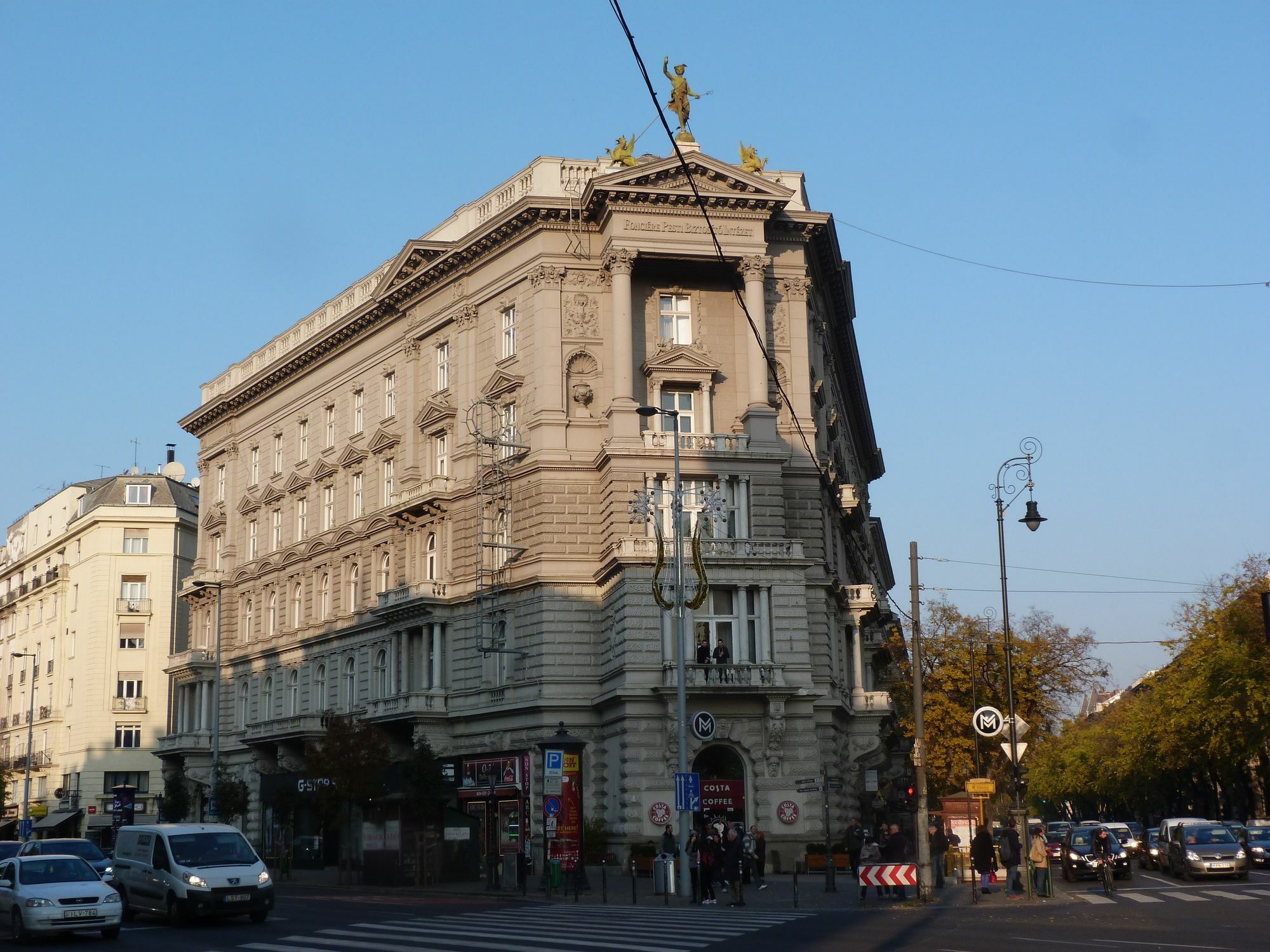 Adagio Hostel Basilica Budapest Exteriör bild